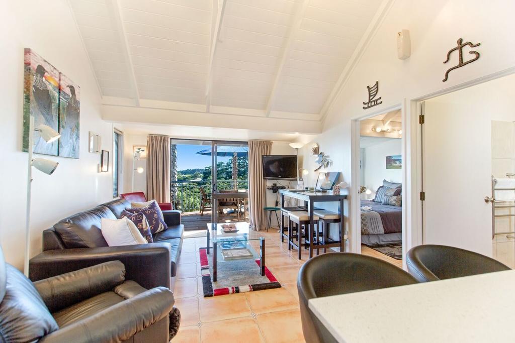 Villa Topaz At Palm Beach By Waiheke Unlimited Екстериор снимка